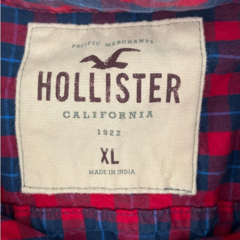 Hollister Mens Button Down Shirt XL Red Blue Plaid Cotton Long Sleeve Preppy